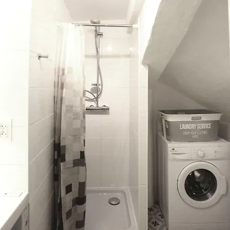 Gregbnb - T2 Ancien Et Moderne - Parking Inclus - 15min Gare Apartment *