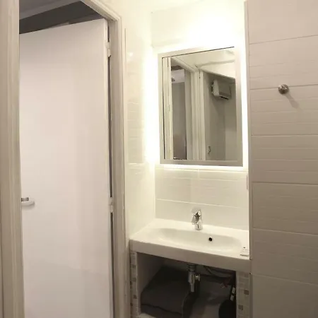 Gregbnb - T2 Ancien Et Moderne - Parking Inclus - 15min Gare Apartment Toulon